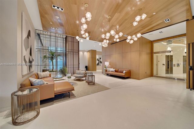 1500 Bay Rd 458S, Miami Beach, FL 33139