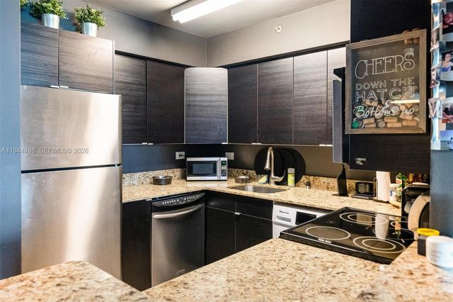 1500 Bay Rd 458S, Miami Beach, FL 33139