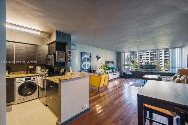 1500 Bay Rd 458S, Miami Beach, FL 33139