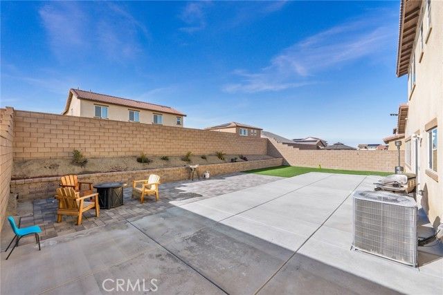 15522 San Francisco, Victorville, CA 92394