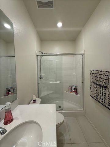 15522 San Francisco, Victorville, CA 92394