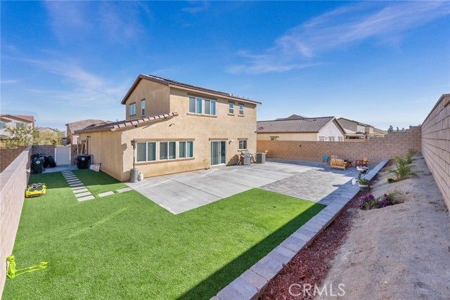 15522 San Francisco, Victorville, CA 92394