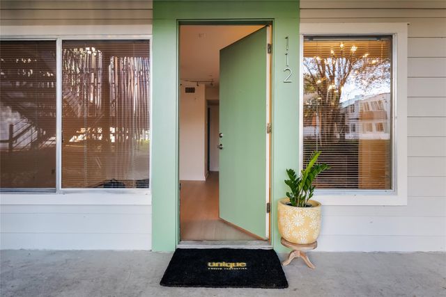 2200 Dickson DR 112, Austin, TX 78704