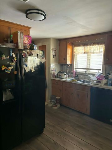 109 Lenox St, Brockton, MA 02301