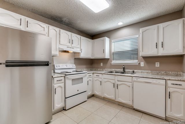 3901 Pipers Court, San Antonio, TX 78251