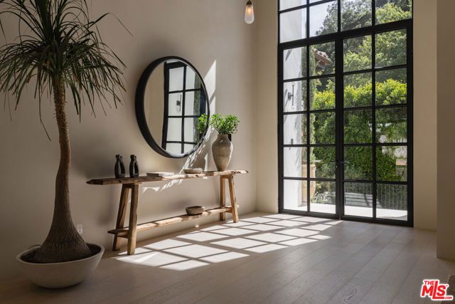 966 Stone Canyon Road, Los Angeles, CA 90077