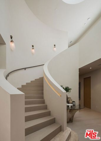 966 Stone Canyon Road, Los Angeles, CA 90077