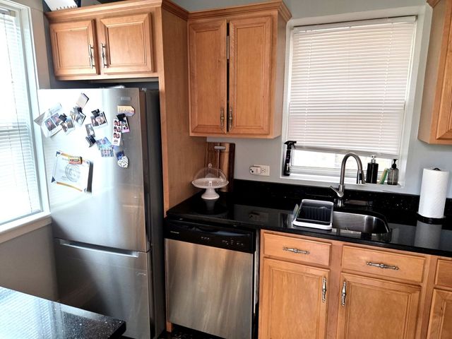 3005 N Kolmar Avenue 1, Chicago, IL 60641