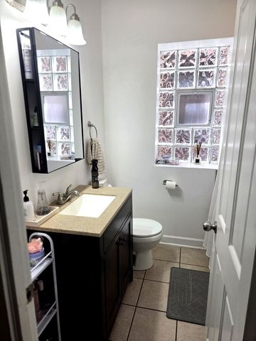 3005 N Kolmar Avenue 1, Chicago, IL 60641