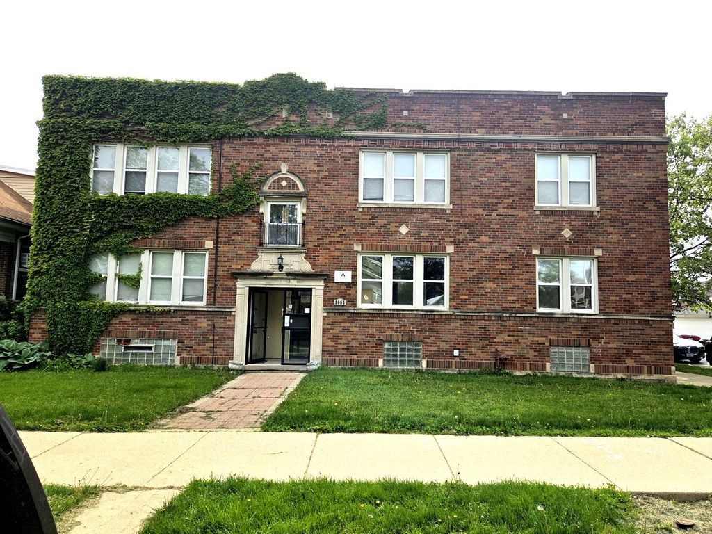 3005 N Kolmar Avenue 1, Chicago, IL 60641