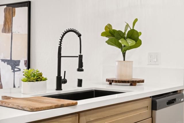 8024 Linda Vista Road 1D, San Diego, CA 92111