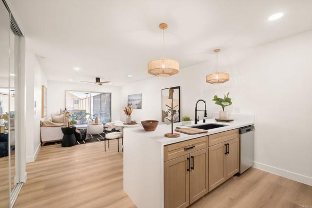 8024 Linda Vista Road 1D, San Diego, CA 92111