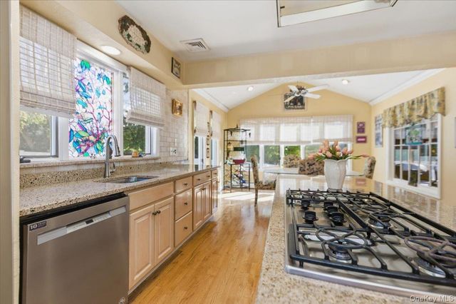 8 Penn Drive, Dix Hills, NY 11746