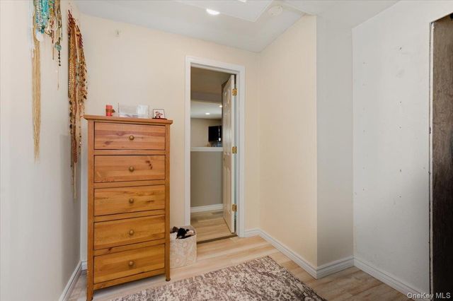 8 Penn Drive, Dix Hills, NY 11746