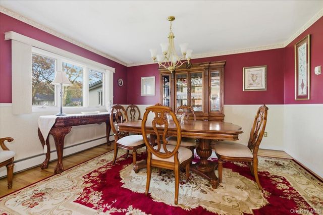 8 Penn Drive, Dix Hills, NY 11746