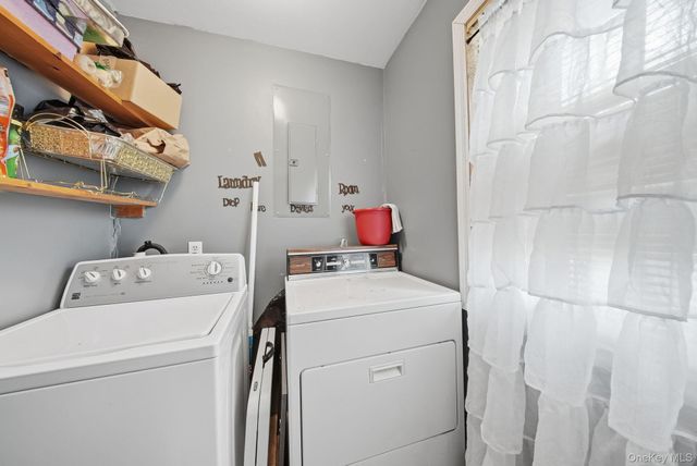 4 Ray Lane, Loch Sheldrake, NY 12733