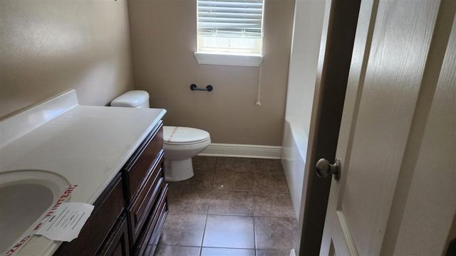 117 W Tyler Lane W, Leesville, LA 71446