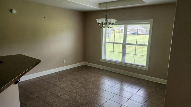 117 W Tyler Lane W, Leesville, LA 71446