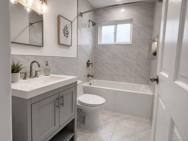 57 7th Street 2, Pelham, NY 10803