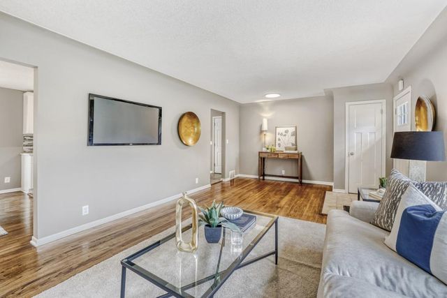 11939 James Road, Minnetonka, MN 55343