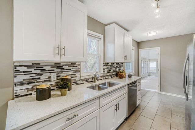 11939 James Road, Minnetonka, MN 55343