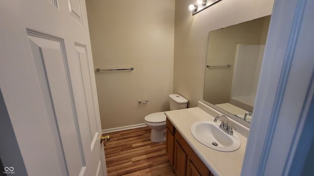 6025 Prairie Meadow Drive, Indianapolis, IN 46221