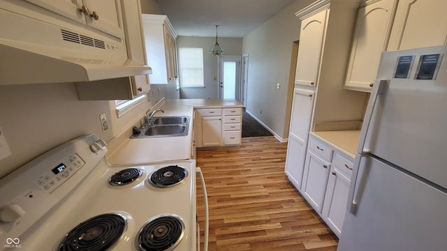 6025 Prairie Meadow Drive, Indianapolis, IN 46221