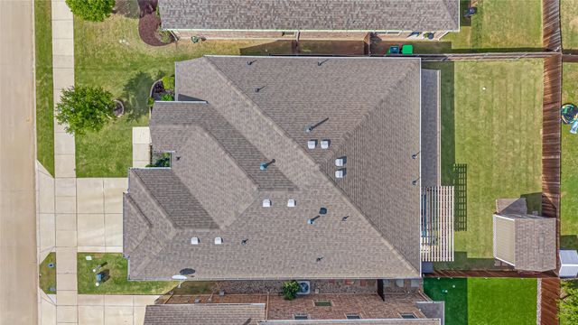 2125 Lake Cliff Drive, Little Elm, TX 75068