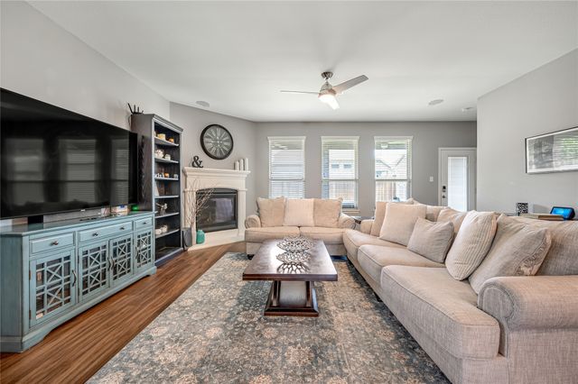 2125 Lake Cliff Drive, Little Elm, TX 75068