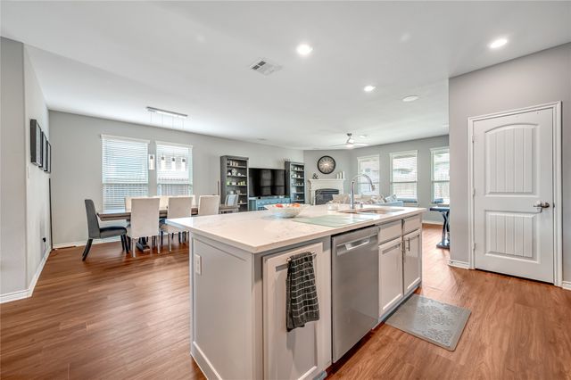 2125 Lake Cliff Drive, Little Elm, TX 75068