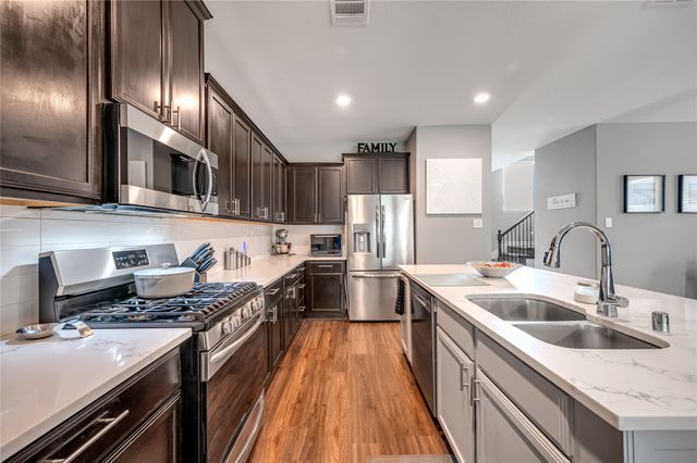 2125 Lake Cliff Drive, Little Elm, TX 75068