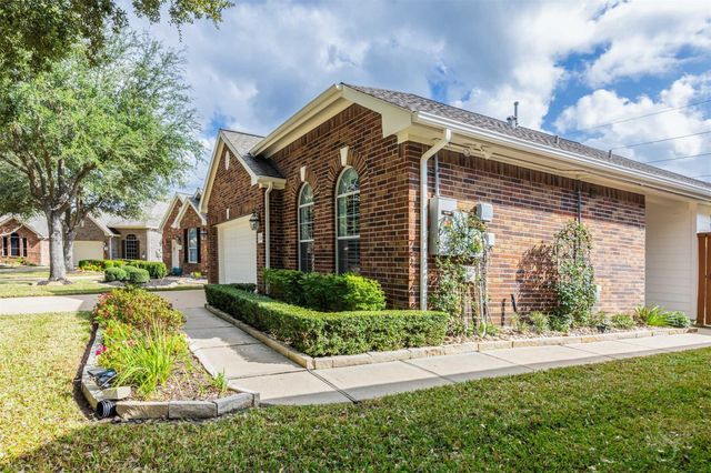 24911 Spring Ash Ln, Katy, TX 77494