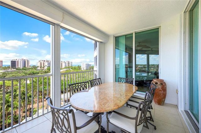 300 Dunes BLVD 602, Naples, FL 34110