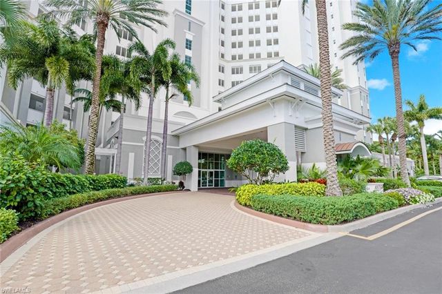 300 Dunes BLVD 602, Naples, FL 34110