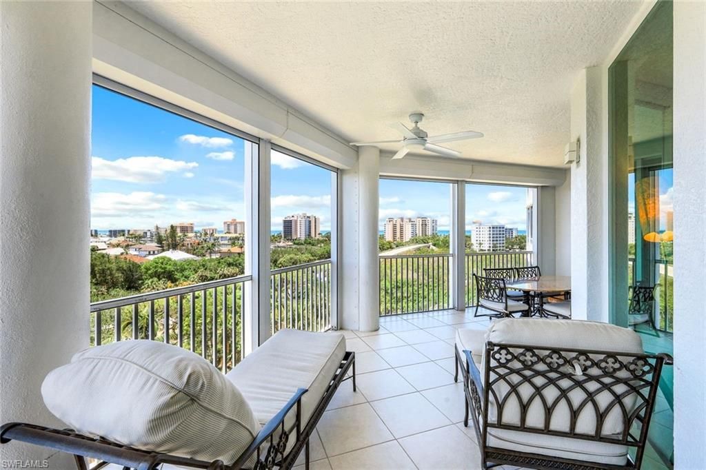 300 Dunes BLVD 602, Naples, FL 34110