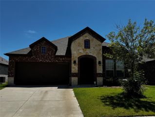 11208 Glover Lane, Aubrey, TX 76227