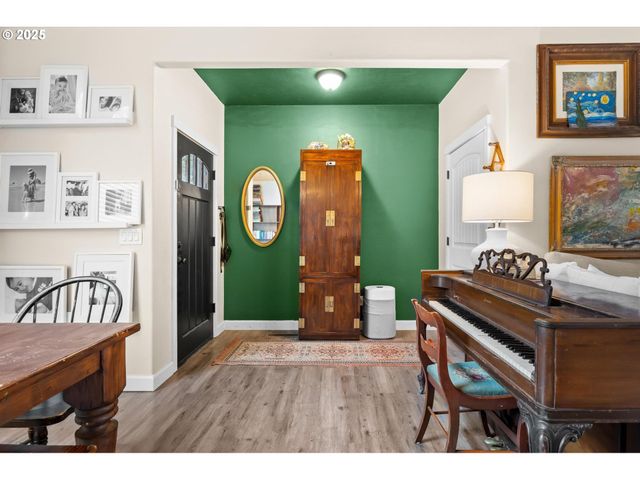 1842 Rose Hedge Ct, Vernonia, OR 97064