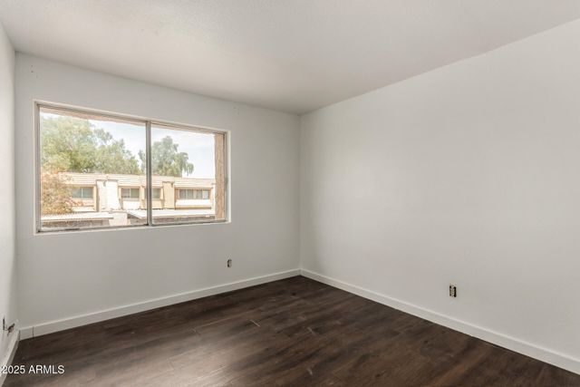 4734 W ROSE Lane, Glendale, AZ 85301