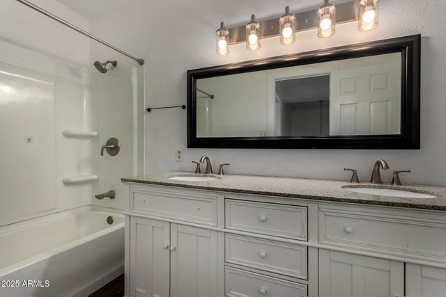 4734 W ROSE Lane, Glendale, AZ 85301