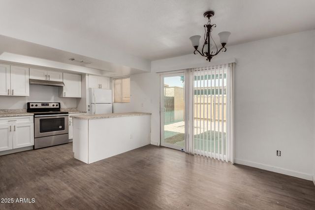 4734 W ROSE Lane, Glendale, AZ 85301