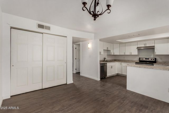 4734 W ROSE Lane, Glendale, AZ 85301