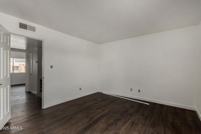 4734 W ROSE Lane, Glendale, AZ 85301