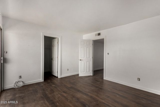 4734 W ROSE Lane, Glendale, AZ 85301