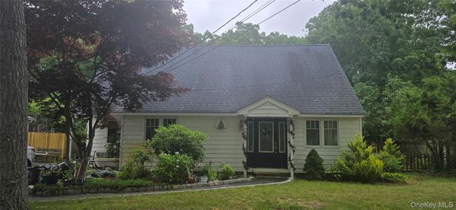 125 Keller Drive, Mastic, NY 11950
