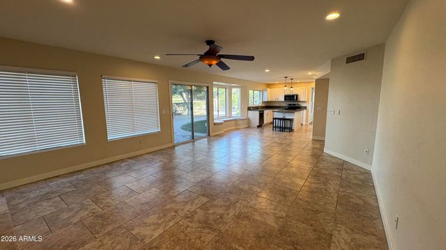 19638 N 73rd Avenue, Glendale, AZ 85308