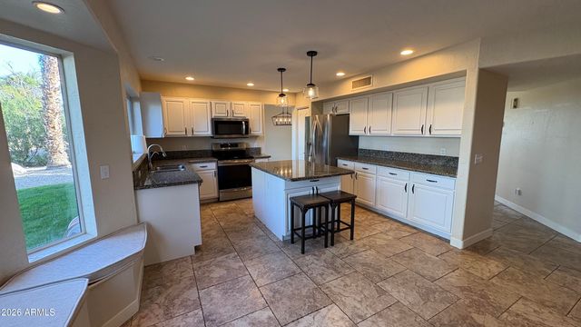 19638 N 73rd Avenue, Glendale, AZ 85308