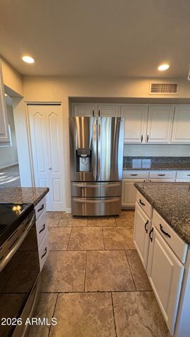 19638 N 73rd Avenue, Glendale, AZ 85308