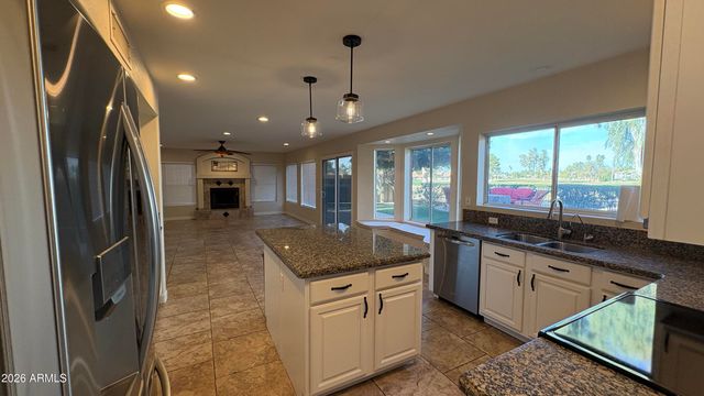 19638 N 73rd Avenue, Glendale, AZ 85308