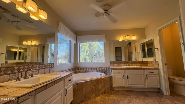 19638 N 73rd Avenue, Glendale, AZ 85308
