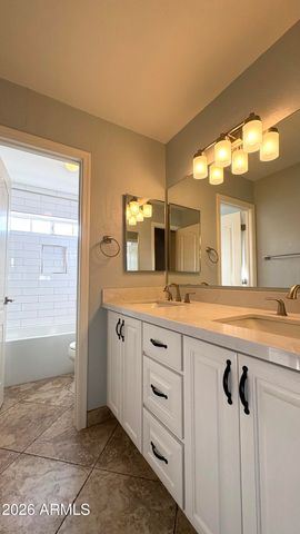 19638 N 73rd Avenue, Glendale, AZ 85308